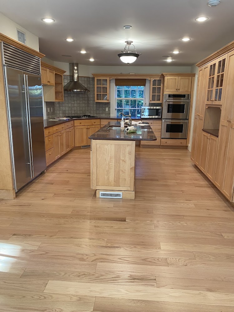 Lanuza flooring Llc