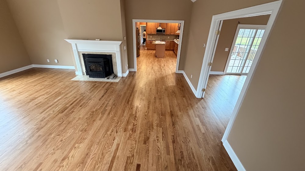 Hollywood Flooring LLC